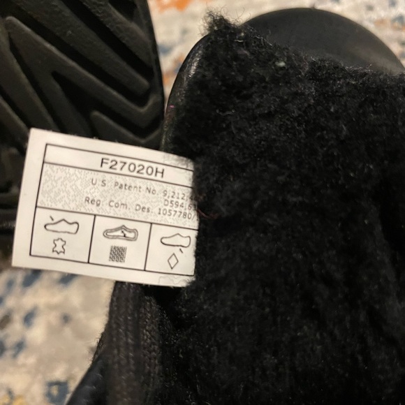 Women’s UGG Neumel size 7 - Picture 3 of 7